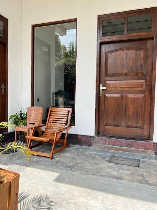 Plantation Inn Уелигама Екстериор снимка