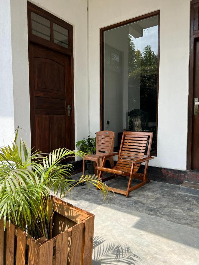 Plantation Inn Уелигама Екстериор снимка