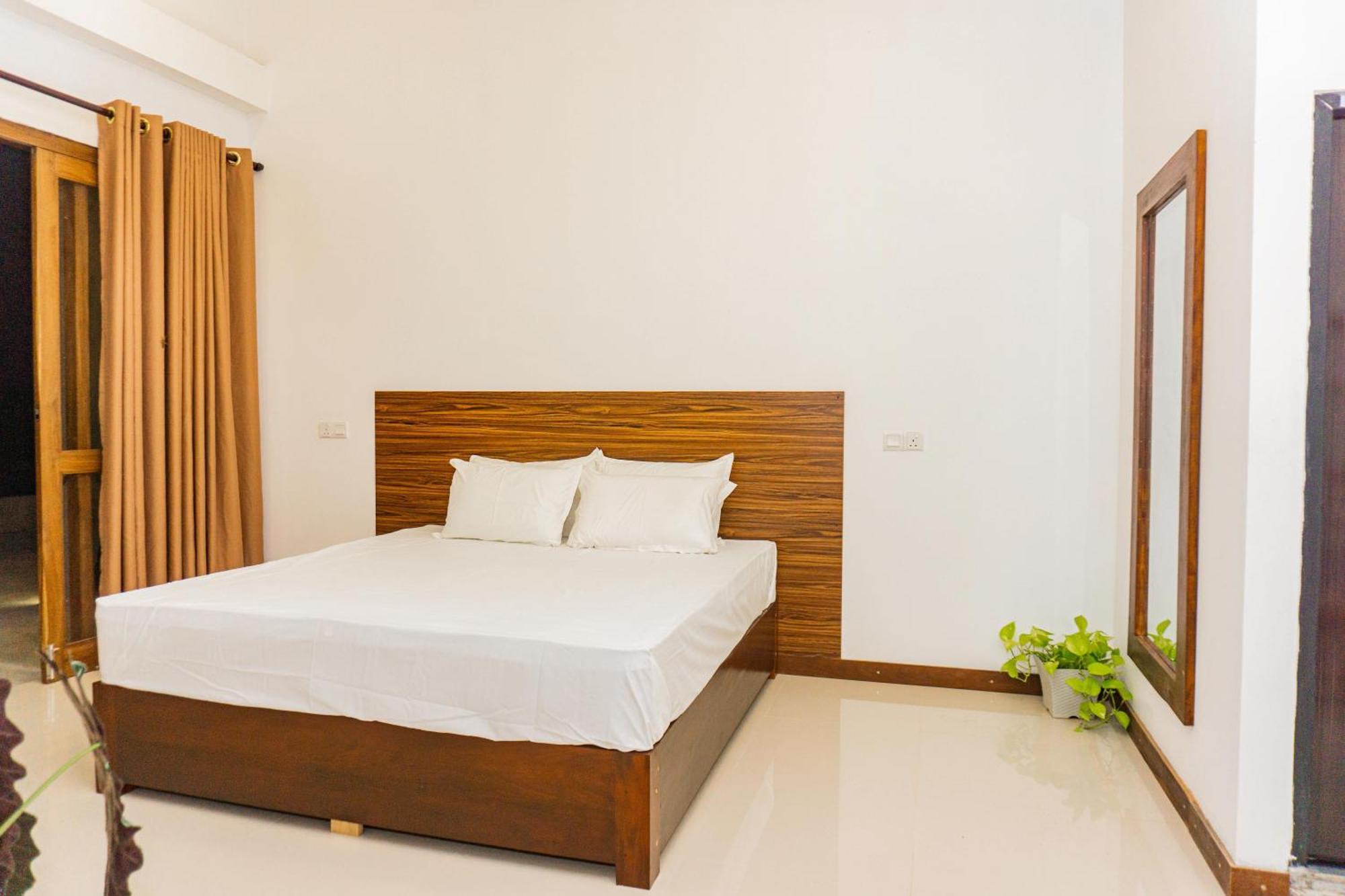 Plantation Inn Уелигама Екстериор снимка